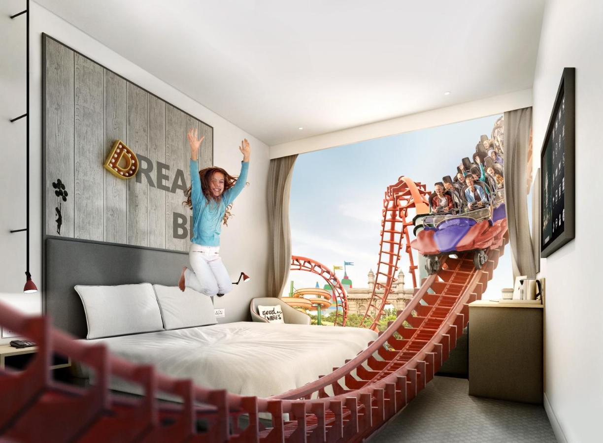 Rove At The Park Hotel Dubai Exterior photo
