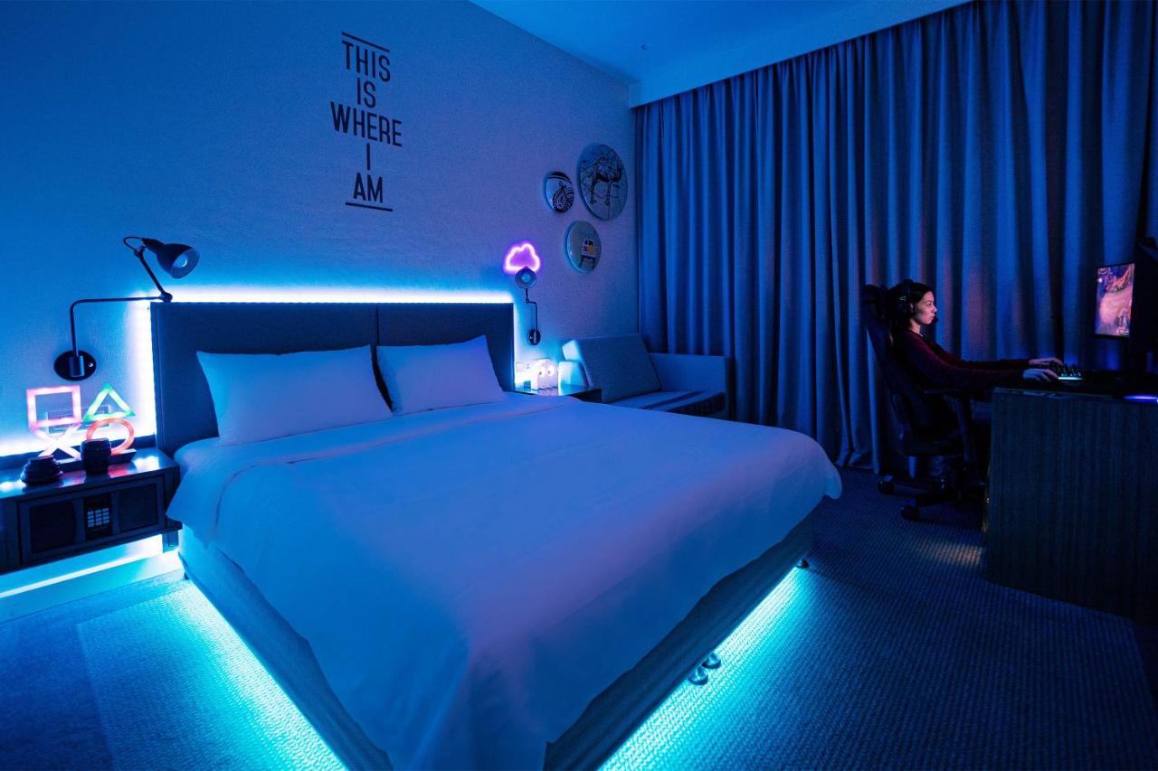 Rove At The Park Hotel Dubai Exterior photo