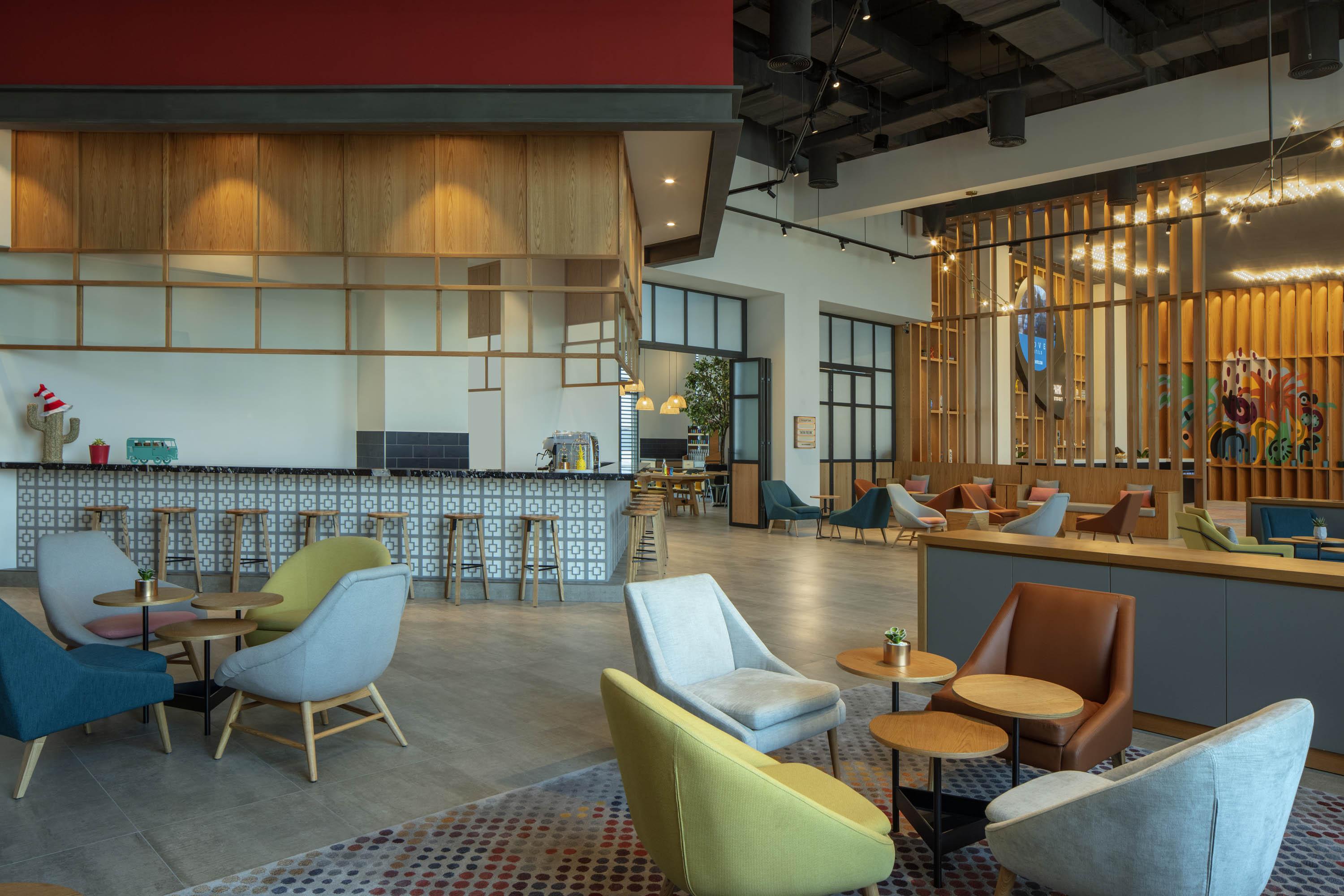 Rove At The Park Hotel Dubai Exterior photo