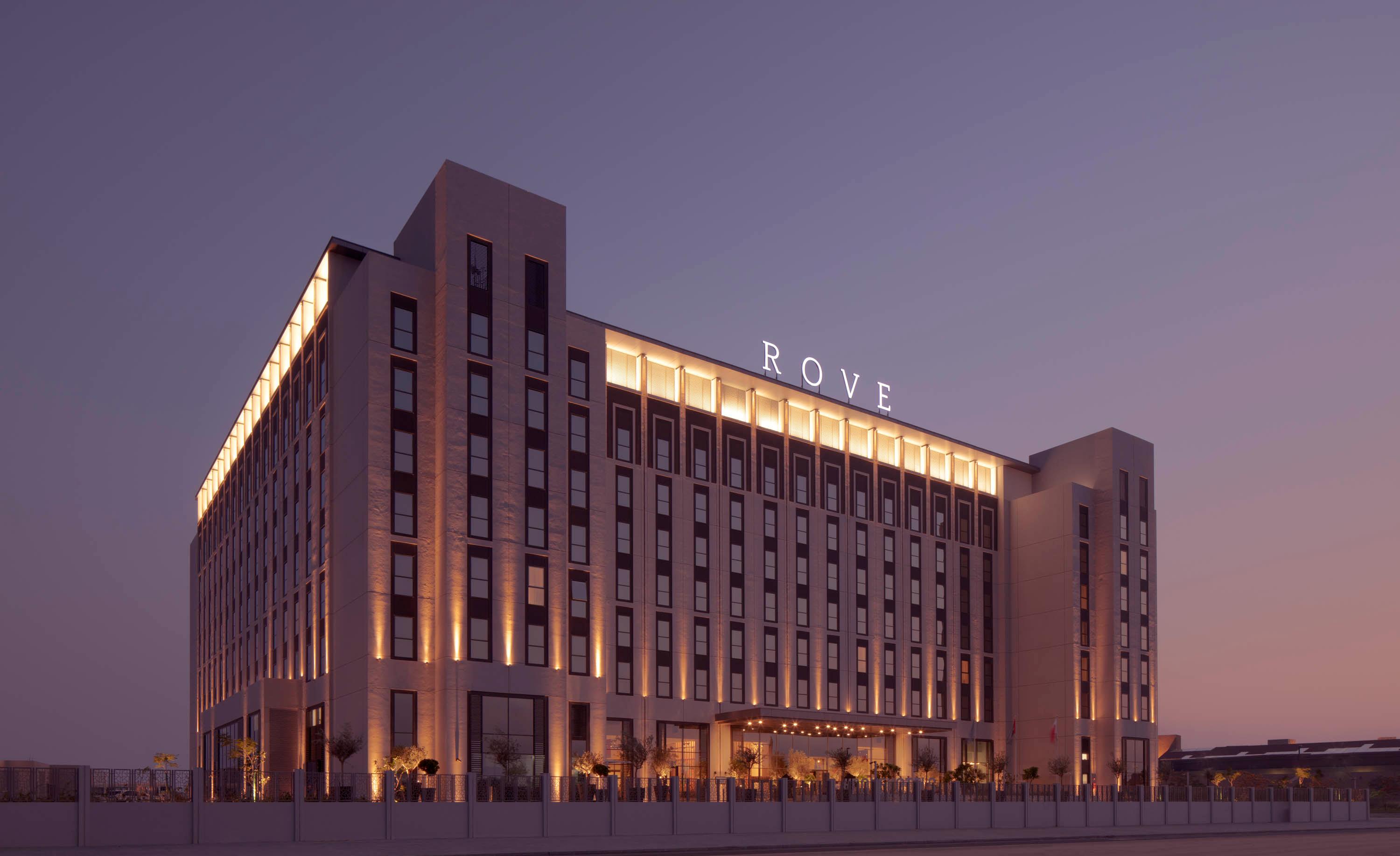 Rove At The Park Hotel Dubai Exterior photo