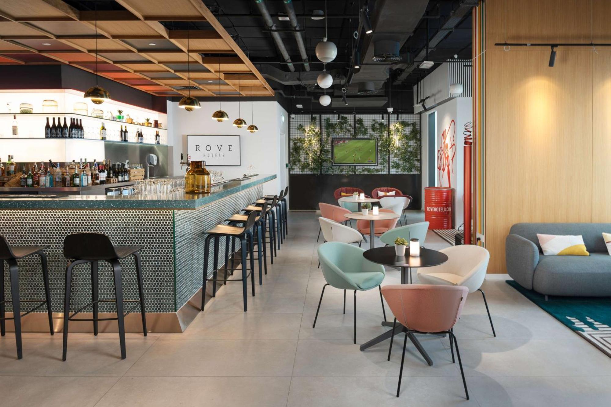 Rove At The Park Hotel Dubai Exterior photo
